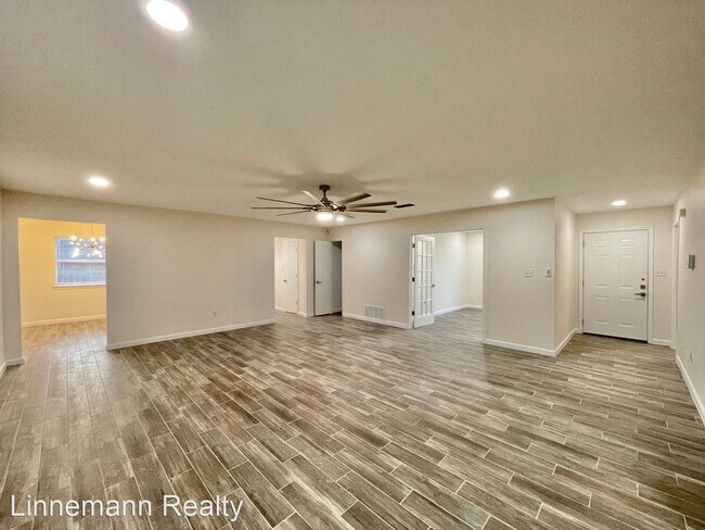 Foto del edificio - 4 br, 2 bath House - 2604 Bigleaf Drive