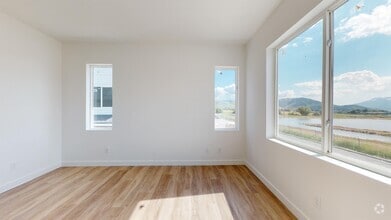 Building Photo - 1294 S Sawmill Blvd