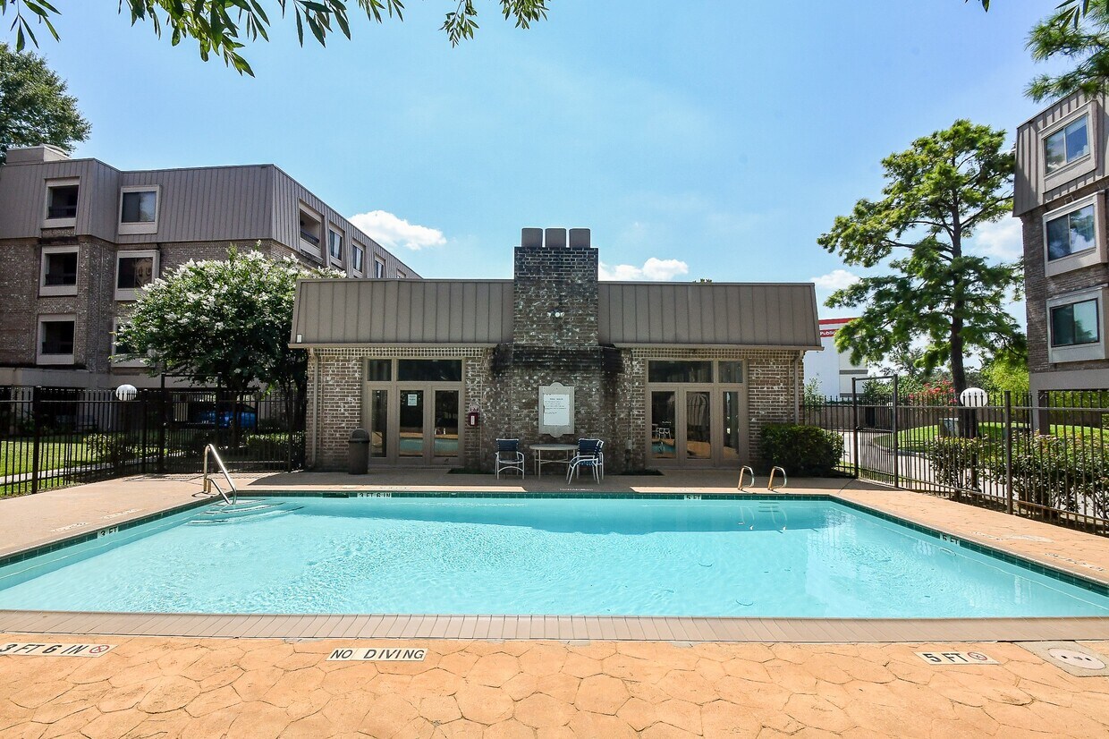 Foto principal - 2211 S Braeswood Blvd