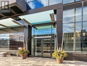 Building Photo - 4208 Dundas St W