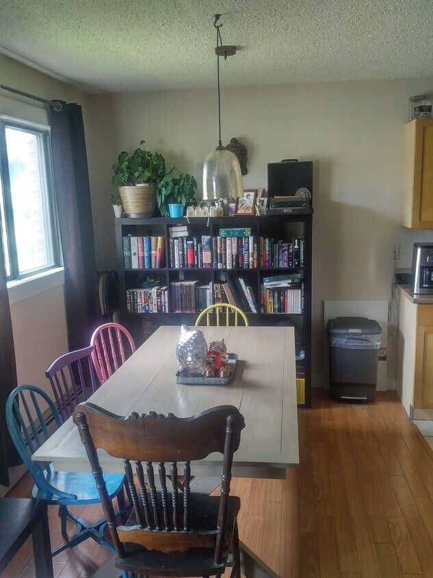 Photo principale - 10651 106 St NW