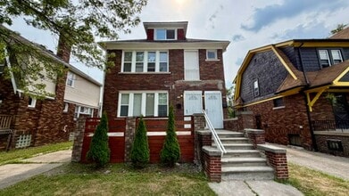 Building Photo - 5527 Nottingham Rd