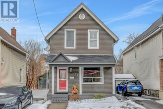 Building Photo - 37 Arlington Ave