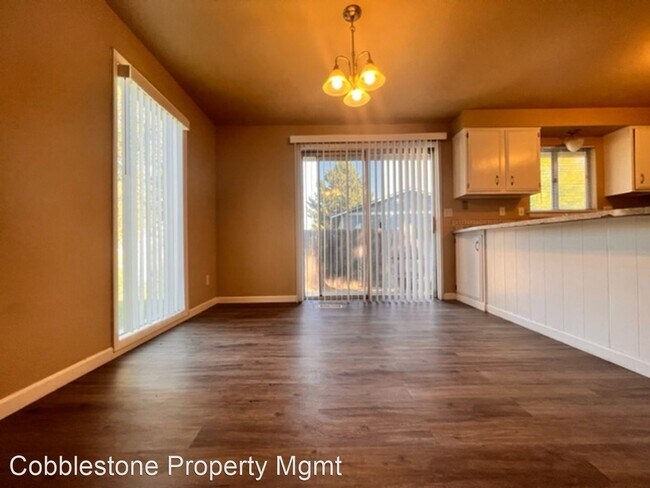 Foto del edificio - 4 br, 2 bath House - 1401 Washington St