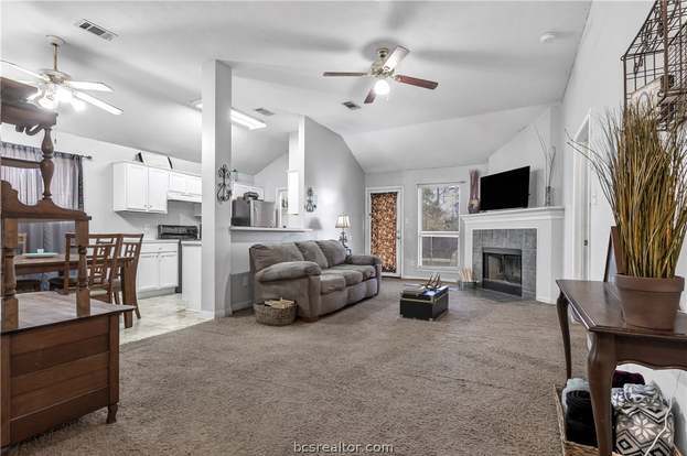 Building Photo - 333 Silkwood Dr
