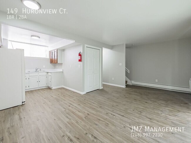 Foto del edificio - 149 Huronview Ct