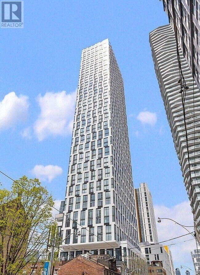 Building Photo - 252 Church St