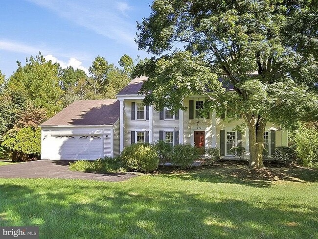 Building Photo - 911 Riva Ridge Dr