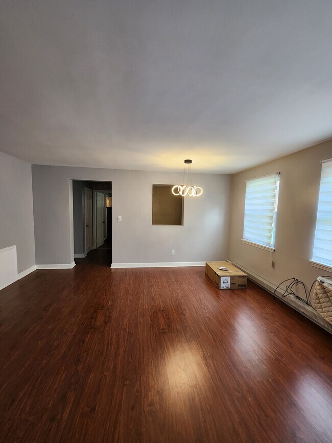 Foto del edificio - 13797 Cedar Rd
