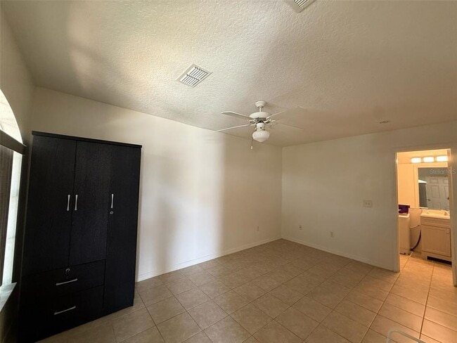 Building Photo - 936 Washington Palm Loop