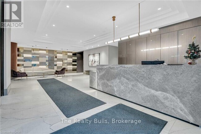 Building Photo - 55 Duke St W