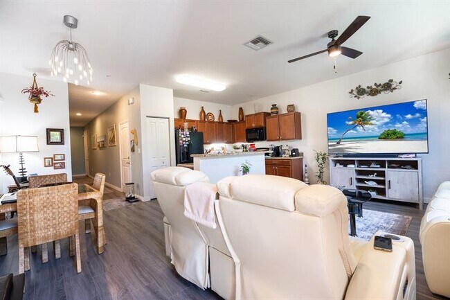 Foto del edificio - 250 SW 7th Ct
