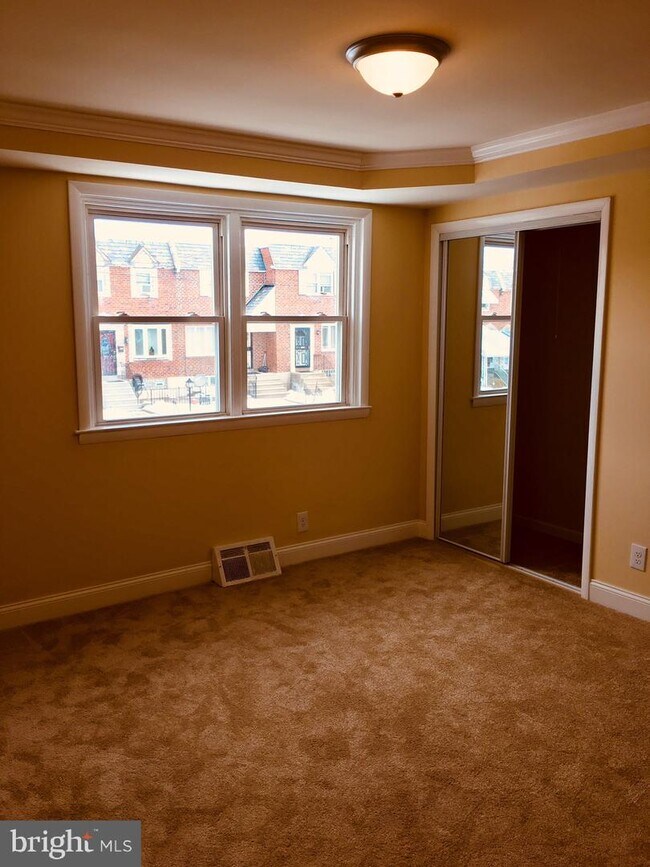 Foto del edificio - 8622 Gilbert St