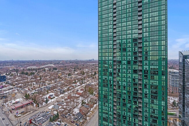 Building Photo - 2 Anndale Dr
