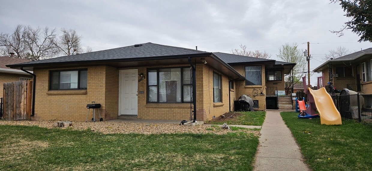 1134-1138 N Akron St - 1134-1138 N Akron St