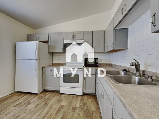 Building Photo - 4845 E Caballero Cir Unit 3