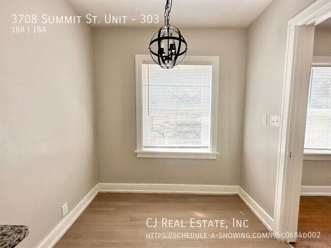 Foto del edificio - 3708 Summit St