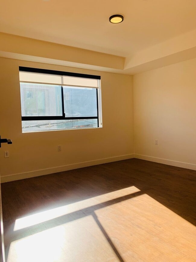 Interior Photo - 4505 S Slauson Ave
