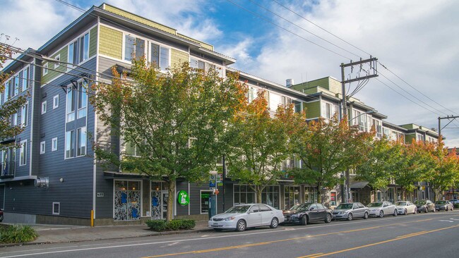 Rianna Apartments Seattle Wa Building