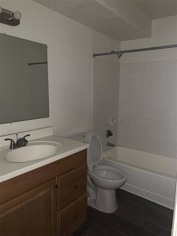 Building Photo - Move In Special $199  (Restrictions Apply)
