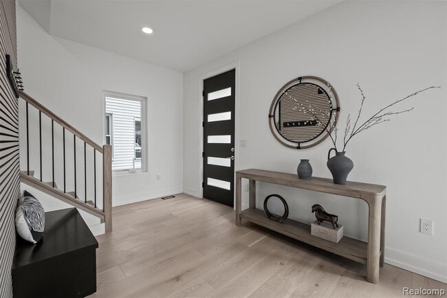 Building Photo - 125 N Washington Ave