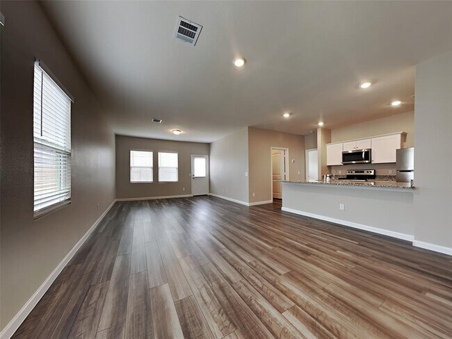 Building Photo - 1016 Wild Enclave Ln