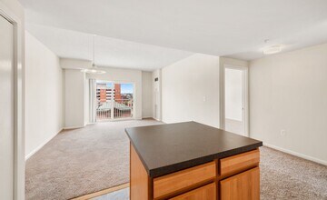 The Centerpoint Apartments photo'
