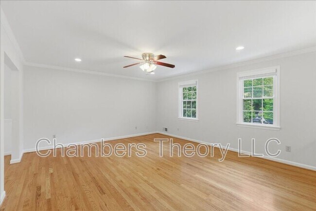 Foto del edificio - 4520 Willet Dr