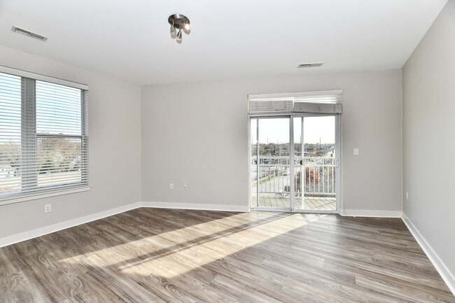 Building Photo - Mozzo apartments