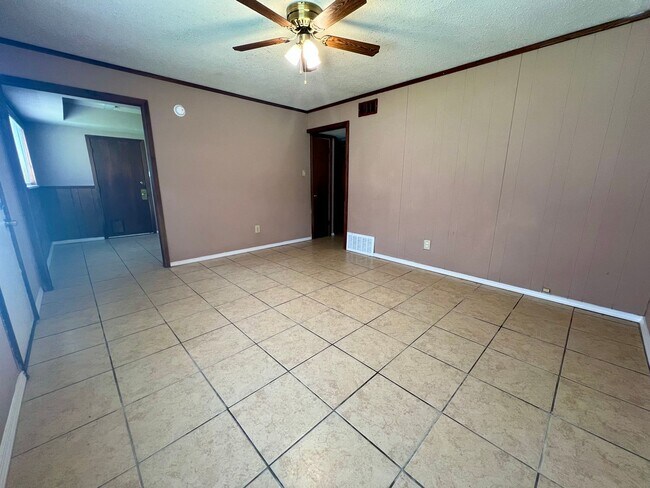 Foto del edificio - Cozy 3 Bedroom, 1 Bathroom Home for Rent!