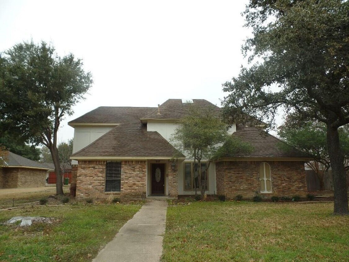 Primary Photo - 4037 Leon Dr