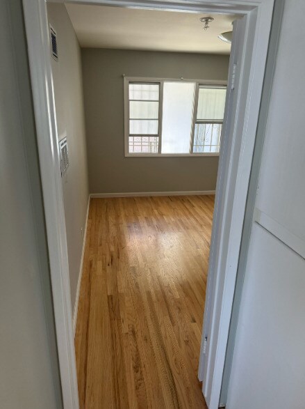 Foto del edificio - 1815 Greenfield Ave