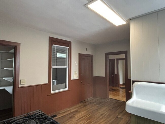 Foto del edificio - 375 Erie St