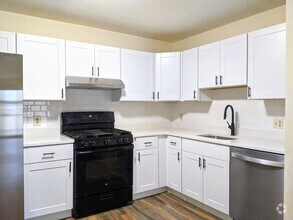 Building Photo - 26 Kenmar Dr