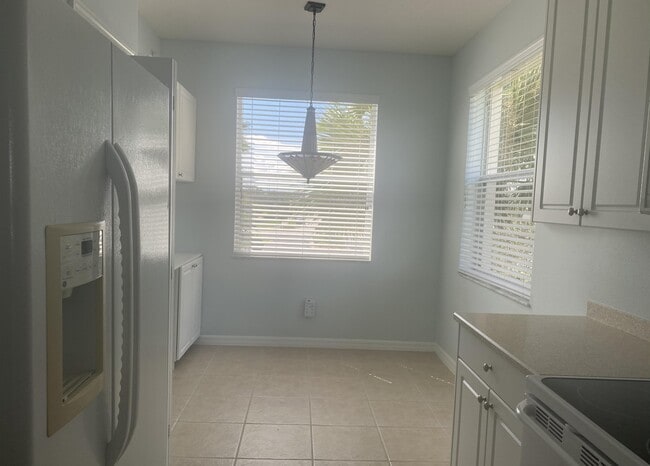 Foto del edificio - 6838 Toland Dr