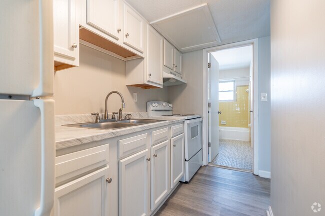1 habitación, 1 baño - 700 pies cuadrados - Cocina - The Rockford Arms Apartment Community