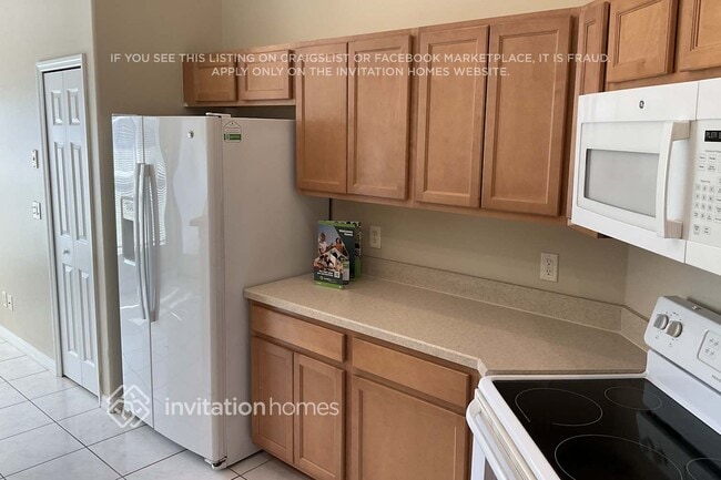 Building Photo - 3060 Eldron Blvd SE