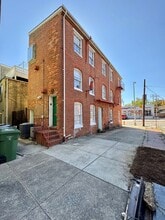 Building Photo - 21 W Montgomery St