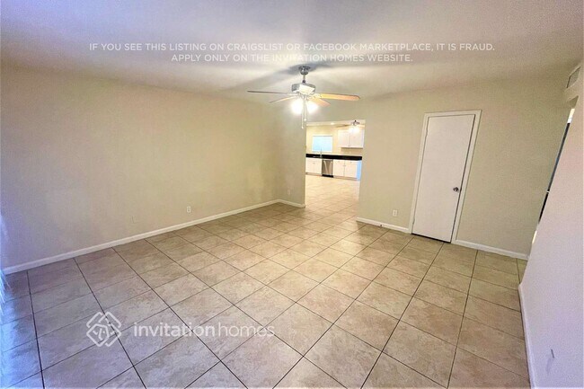 Building Photo - 1200 W Loughlin Dr