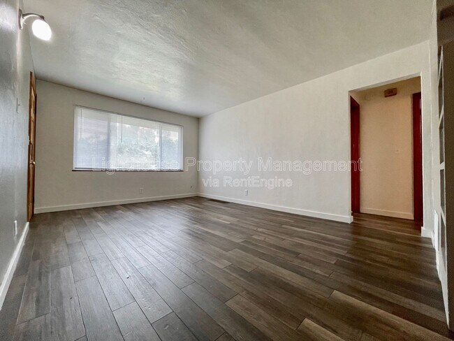Foto del edificio - 1220 Ottillia St SE