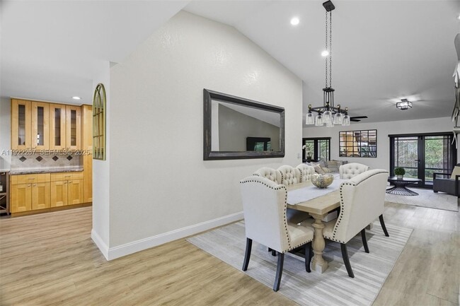 Foto del edificio - 11521 NW 23rd St