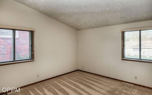 Foto del edificio - 4 br, 2 bath House - 1804 South 133rd St.