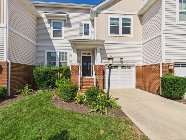 Building Photo - 656 Abbey Village Cir