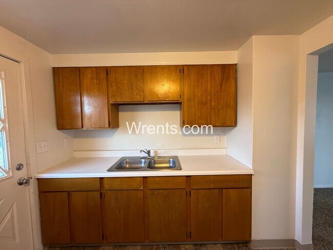 Foto del edificio - 5732 N A St