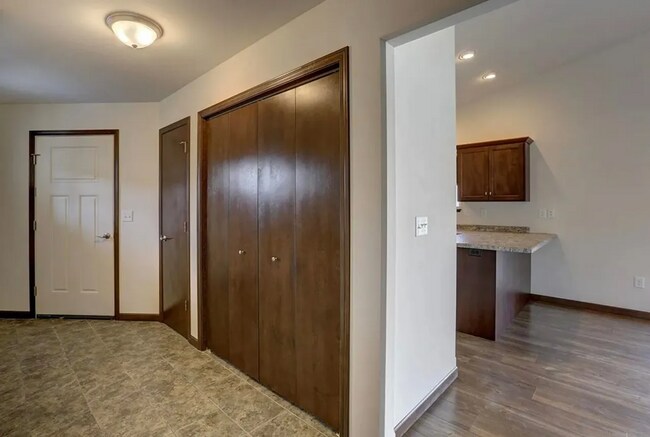 Foto del edificio - 4903 Annabelle Ct