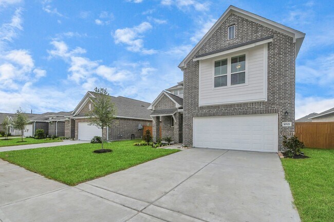 Building Photo - 10534 Wildflower Vw Dr
