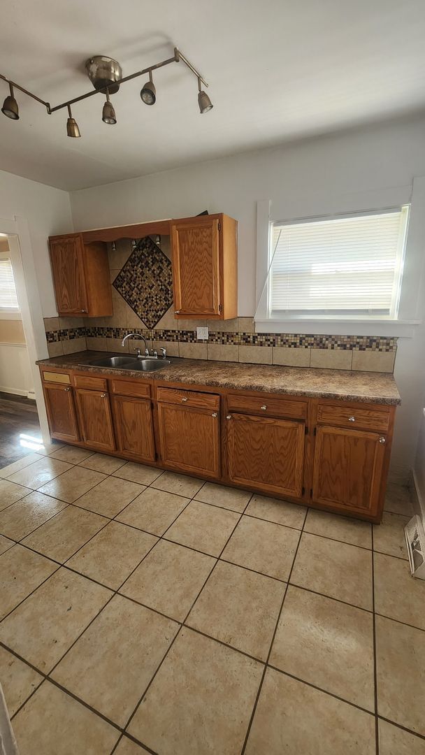 Foto del edificio - 2 Bed 1 Bath