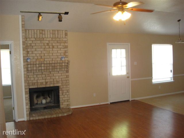 Building Photo - 4 br, 2 bath House - 1804 Nina Dr 1804 Nina
