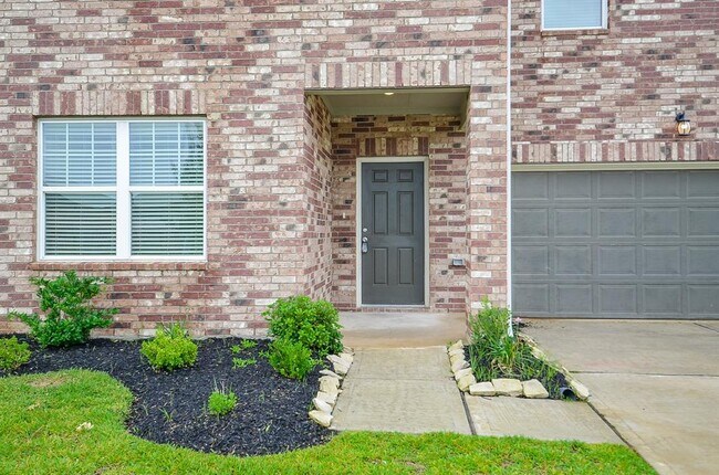 Building Photo - 27314 Clear Breeze Dr