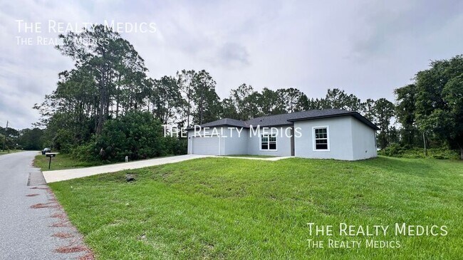 Building Photo - 324 Dailey St SE